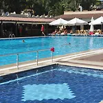 Semesteranläggning (resort) Pigale Family Club 3*