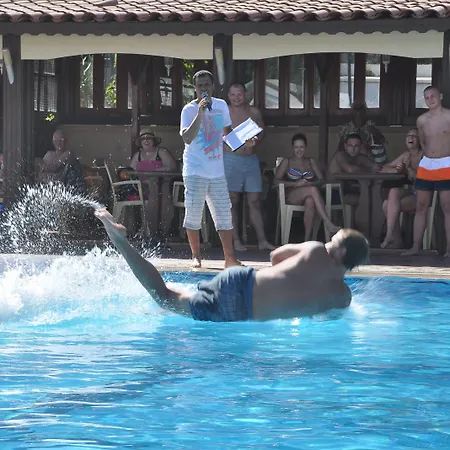 Pigale Family Club 3* Kuşadası