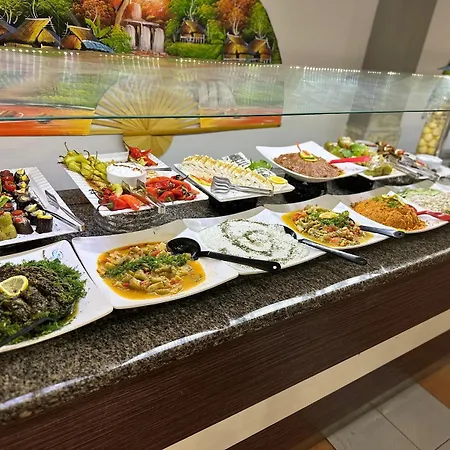 Pigale Family Club 3* Kuşadası