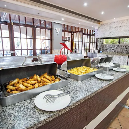 Pigale Family Club 3* Кушадасы