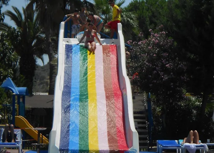 Θέρετρο Pigale Family Club